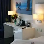 Jungstil Otel 4*