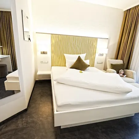 Hotell Jungstil 4*