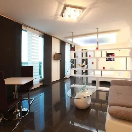Jungstil 4*