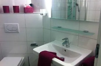 Jungstil מלון 4*