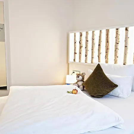 Jungstil 4*