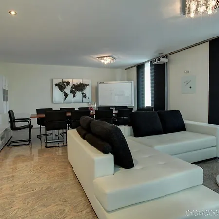 Jungstil 4*