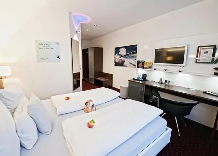 Jungstil מלון 4*