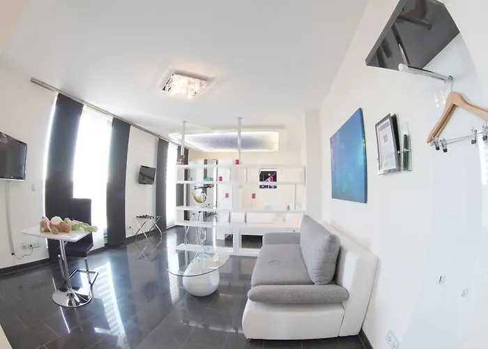 Jungstil מלון 4*